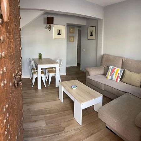 Apartamento Con Garaje Y Patio Apartment Ronda Exterior photo