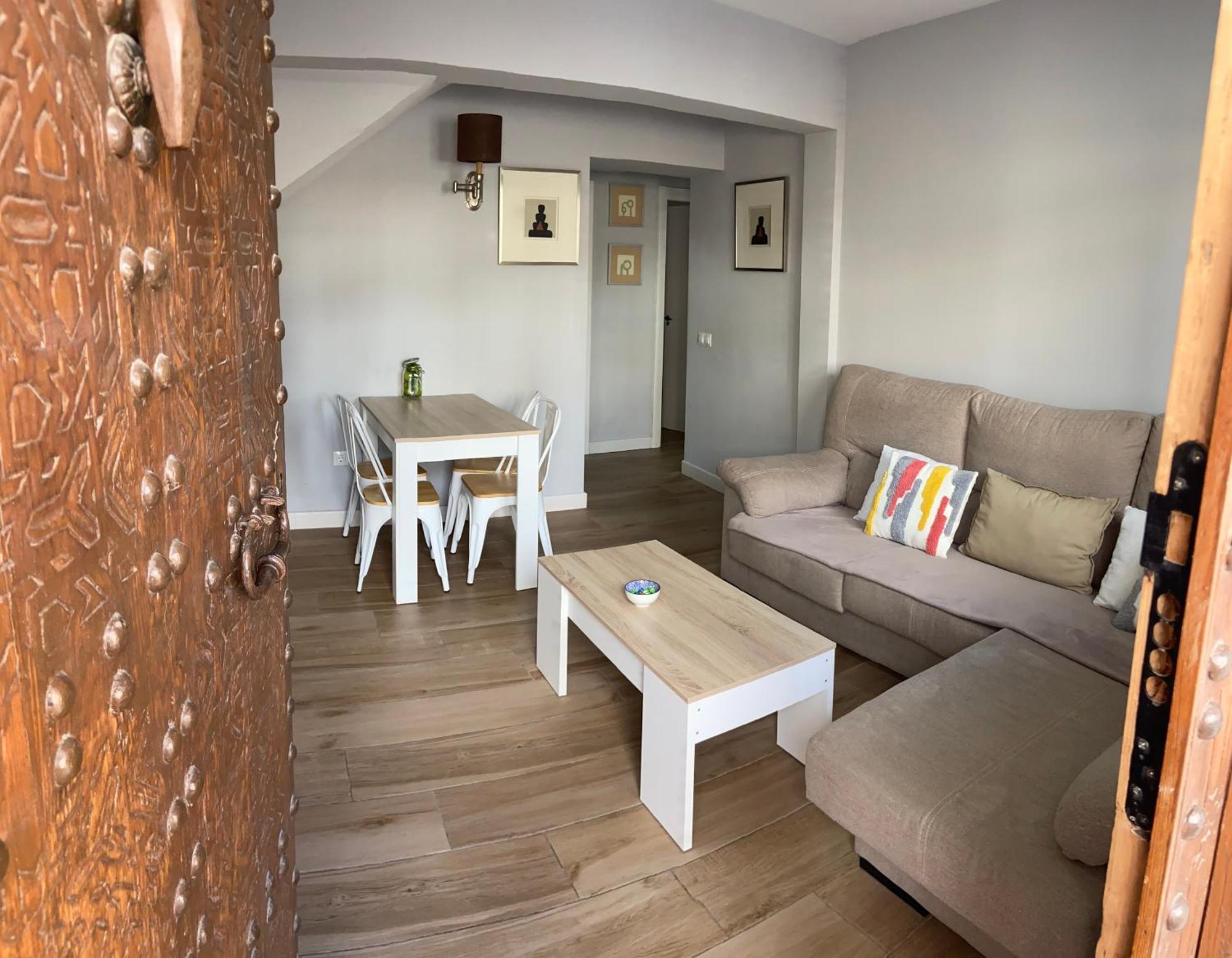 Apartamento Con Garaje Y Patio Apartment Ronda Exterior photo